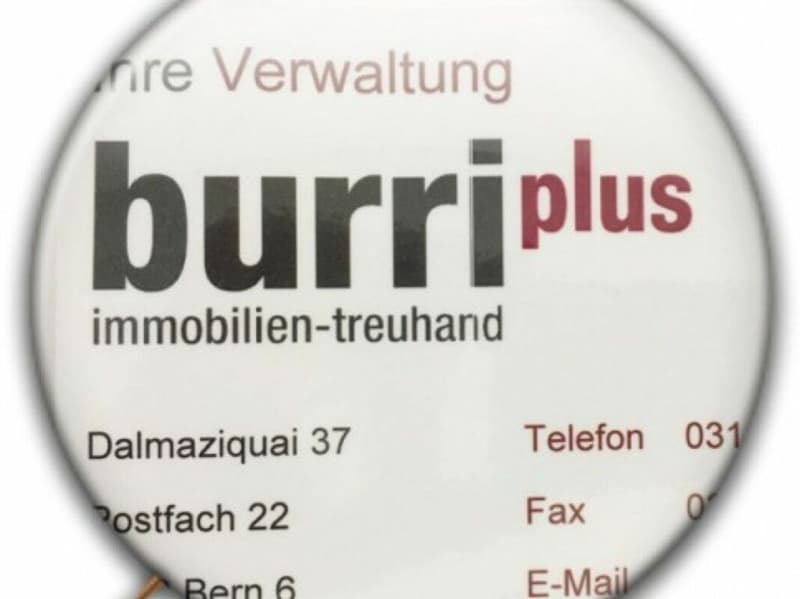 Einstellhallenplatz zu vermieten! (2)