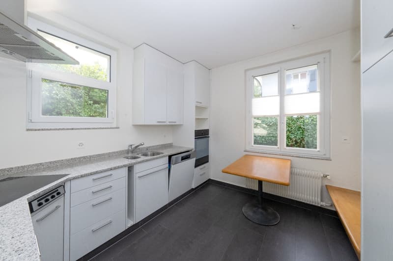 Well-maintained single-family house in a quiet residential area in Bern (9)