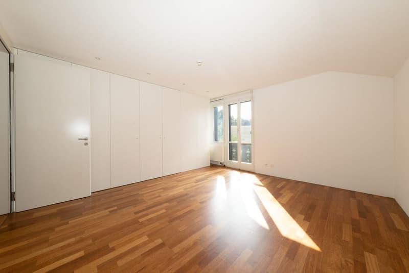 Rustikale Eleganz in Gümligen - freistehendes Chalet mit viel Umschwung (13)