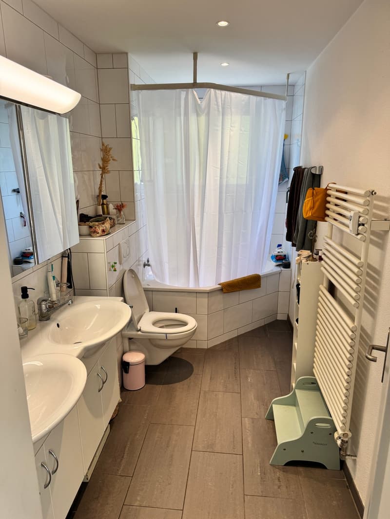 Moderne 3.5-Zimmerwohnung im beliebten Schosshalden-Quartier (4)