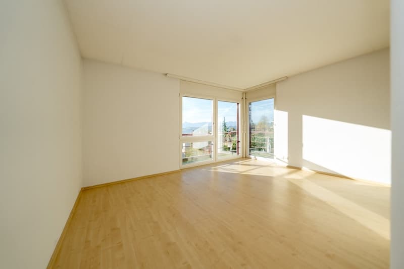 Grüne Oase mit traumhafter Fernsicht - 5.5 Zimmer-Haus in Worb (11)