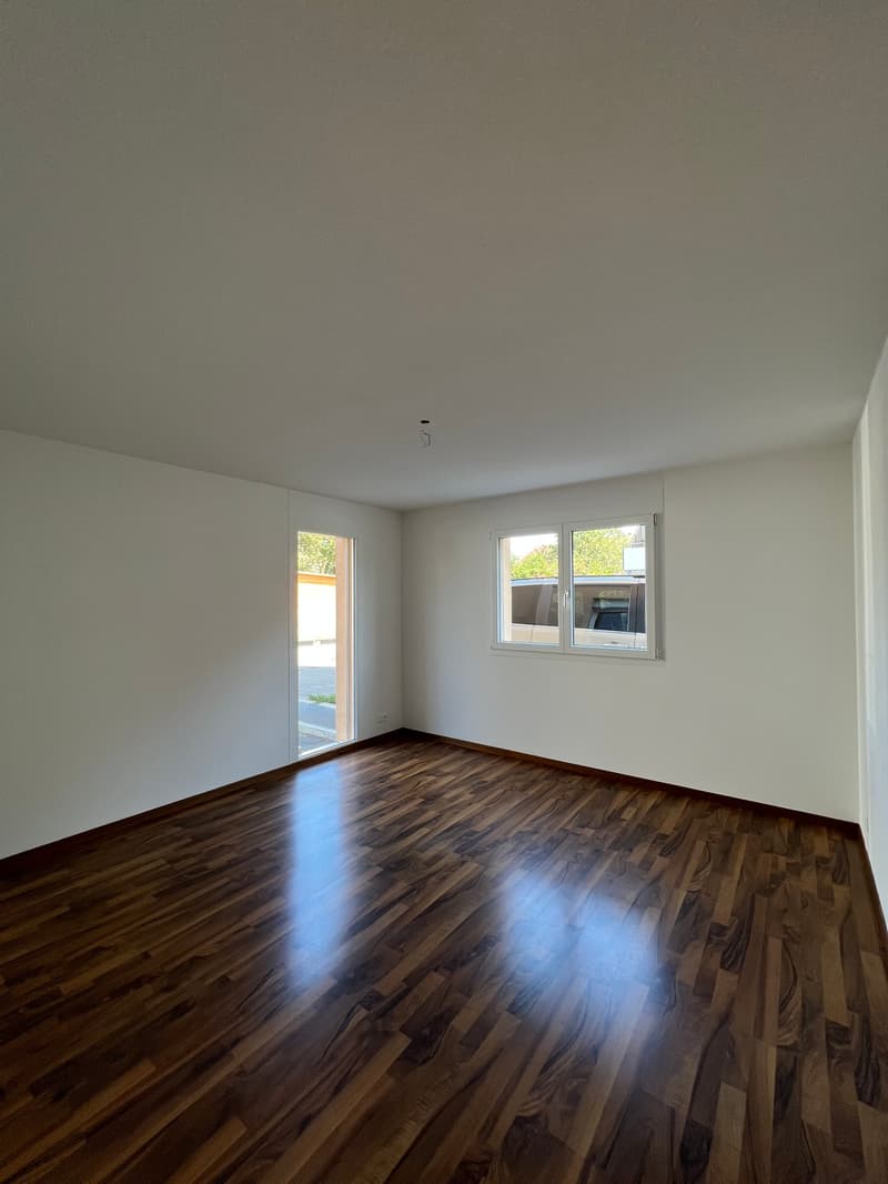 Appartement moderne 3 pièces avec jardin et espace de stationnement ESH dans un environnement calme (6)
