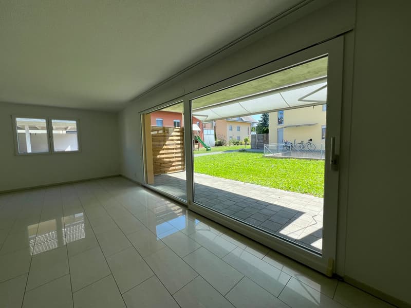 Appartement moderne 3 pièces avec jardin et espace de stationnement ESH dans un environnement calme (4)
