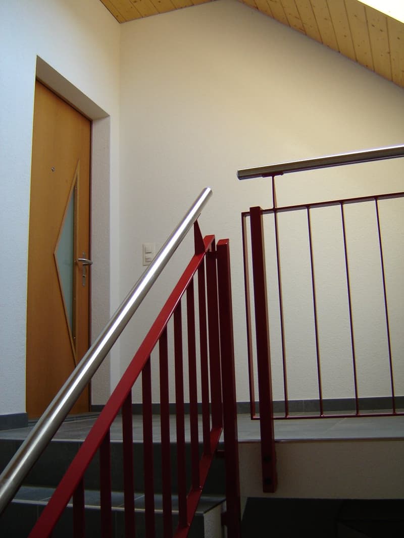 Charmante 2.5-Zimmer-Dachwohnung mit Galerie in Dürrenroth (11)