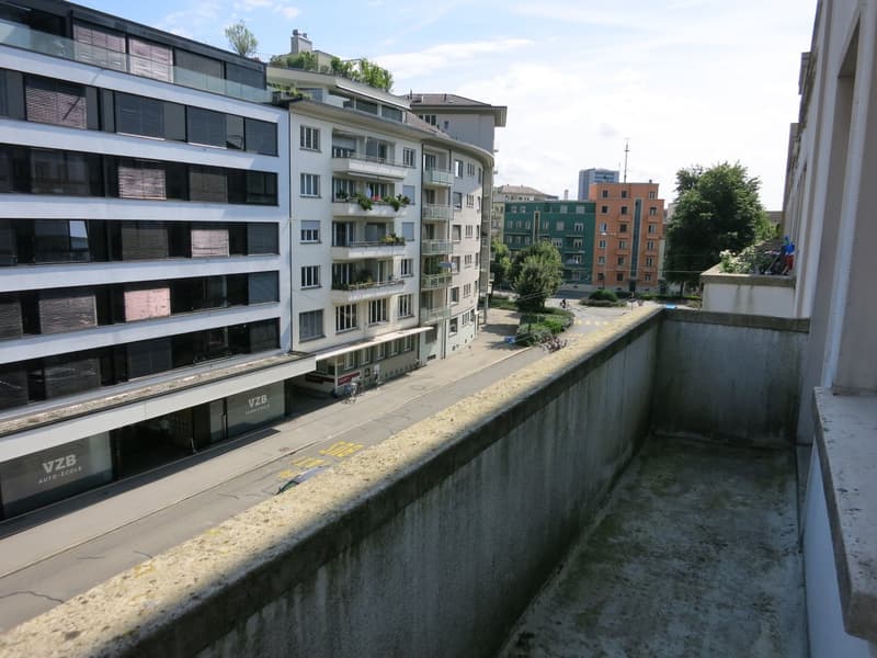 Balkon ost