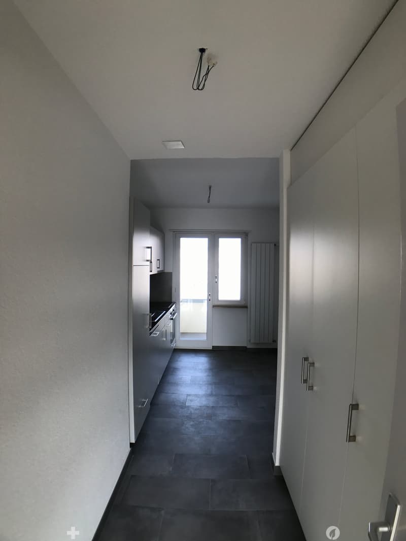Wohnküche mit Balkon