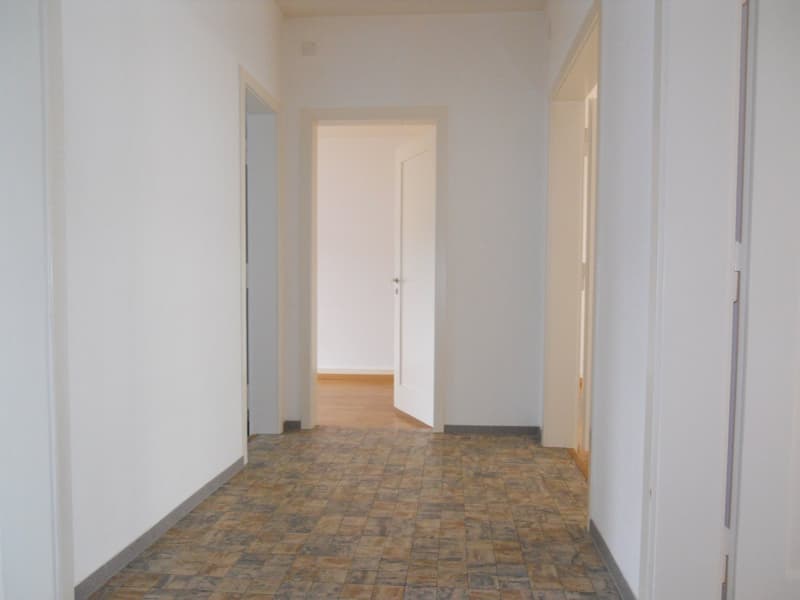 Charmant appartement 3.5 pièces avec balcon à Biel (9)