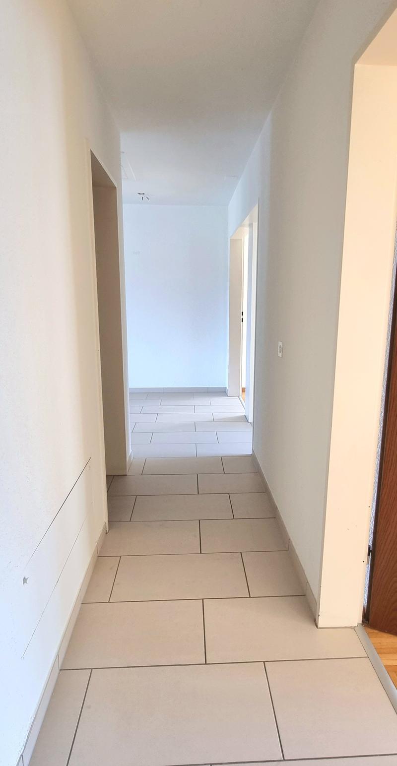 Grosszügige 4.5-Zimmer-Wohnung mit Balkon (11)