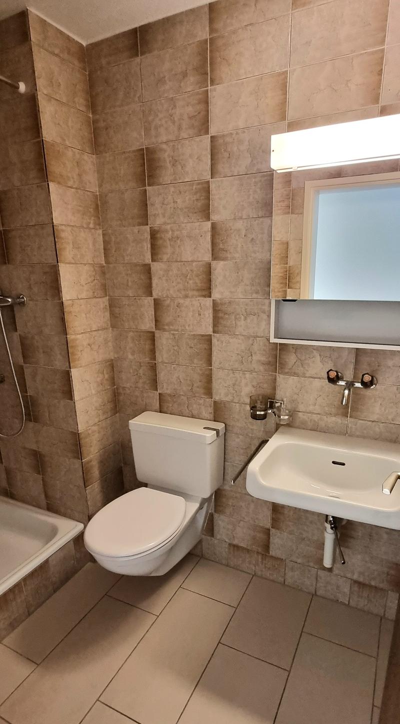 Grosszügige 4.5-Zimmer-Wohnung mit Balkon (10)