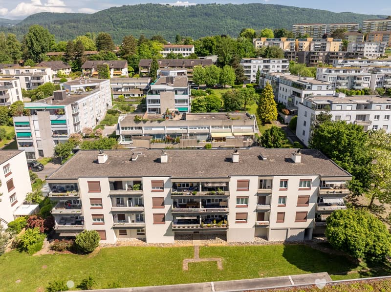 Komplett sanierte Wohnung nähe Wald und Schulen (1)