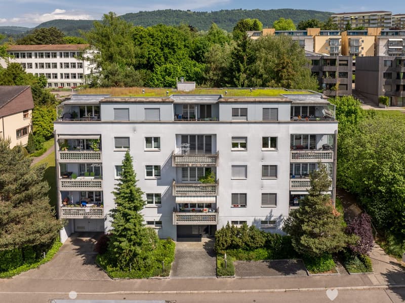 Helle 4.5-Zimmer-Wohnung mit Balkon und schöner Aussicht in Biel/Bienne (1)