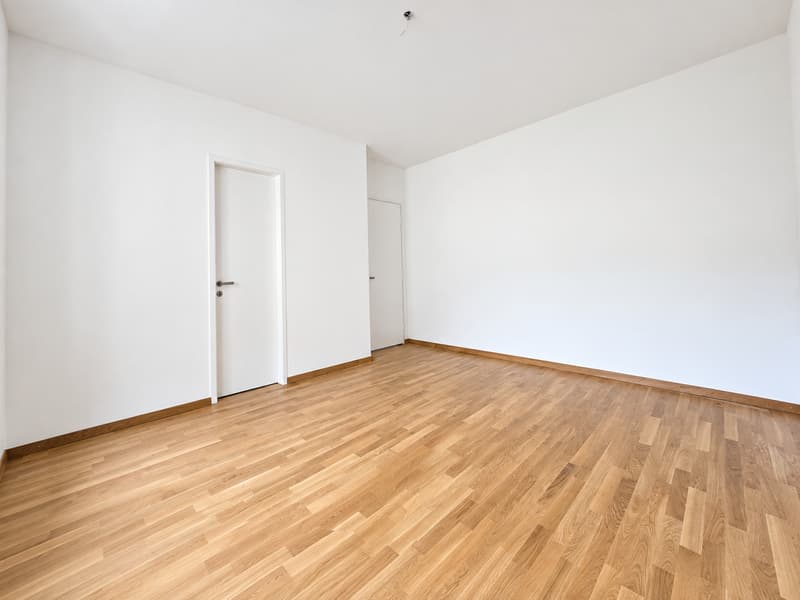 Kinderzimmer mit Direktzugang ins Badezimmer