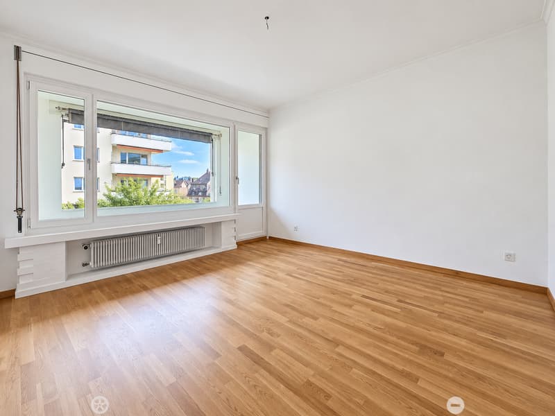 Schlafzimmer mit Balkon