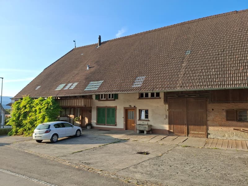 Altbauwohnung im 1. Obergeschoss in Fräschels (3)