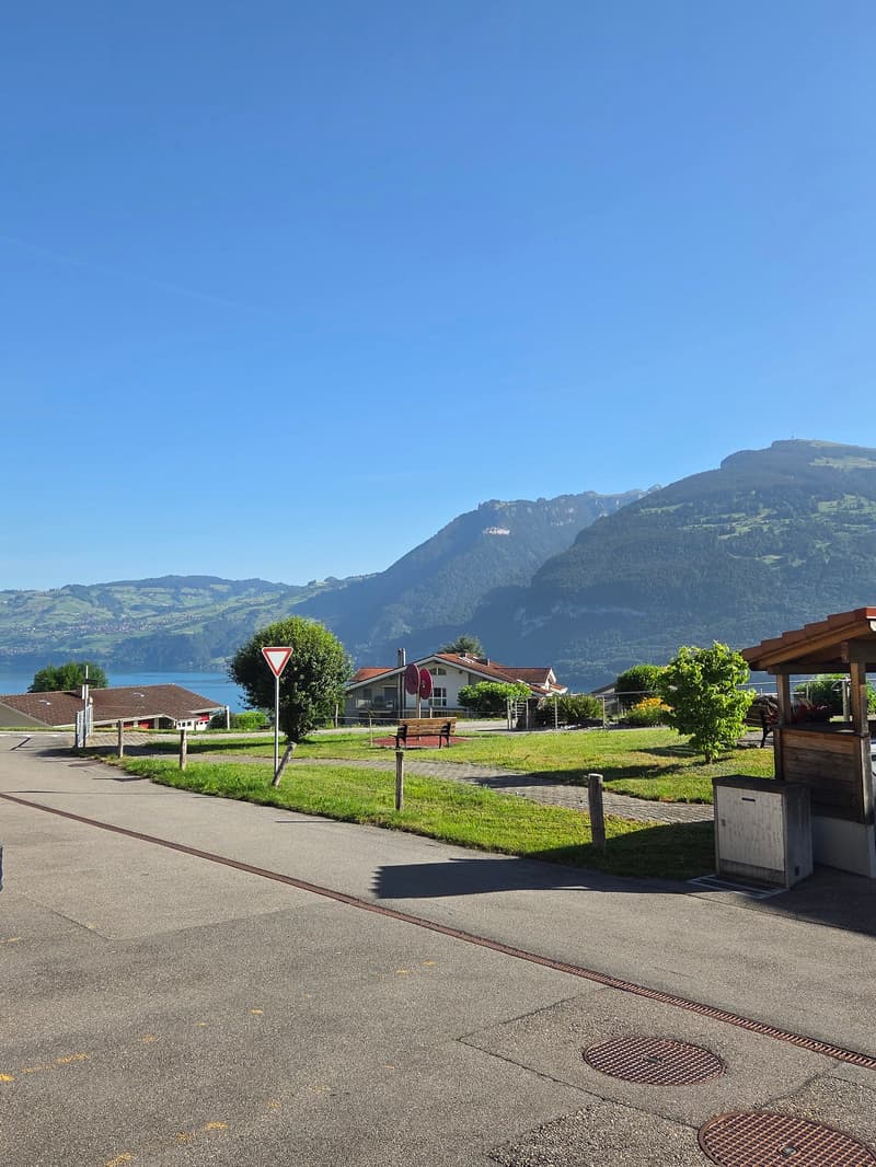 Appartamento 2.5 locali con vista lago da sogno a Krattigen (10)