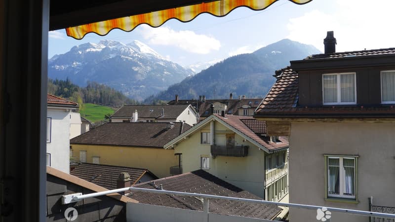Charmante Wohnung mit Balkon direkt im Zentrum von Interlaken (7)