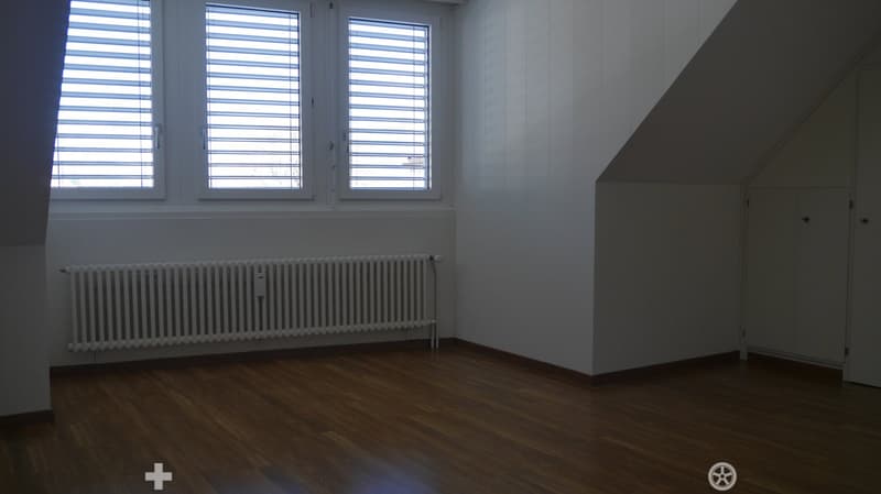 Charmante Wohnung mit Balkon direkt im Zentrum von Interlaken (5)