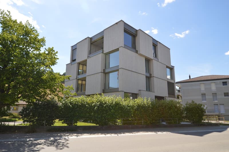 Vivere in modo moderno nel cuore di Worb – Edificio nuovo in posizione centrale (1)