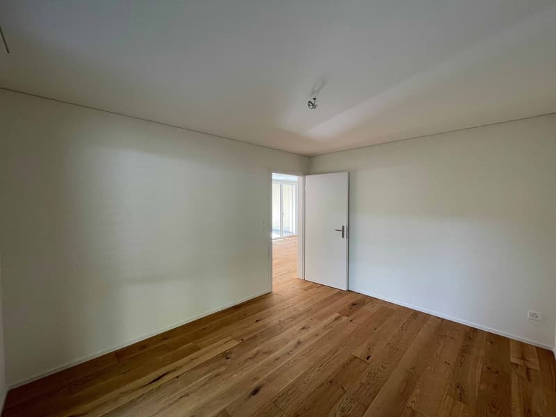 Hochwertige 3.5-Zimmer-Gartenwohnung im Eigentumsstandard (6)