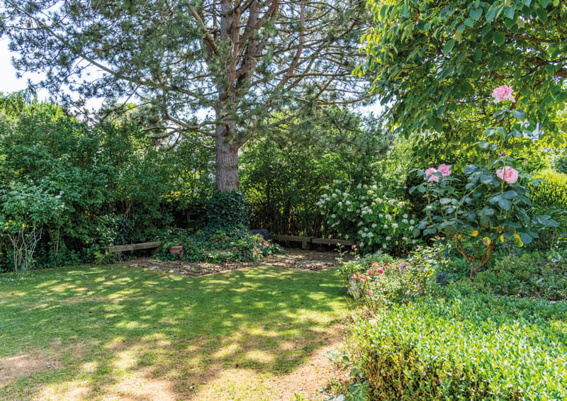 Repräsentative Villa mit Pool und separater 2½-Zimmer-Einliegerwohnung in Muri (8)