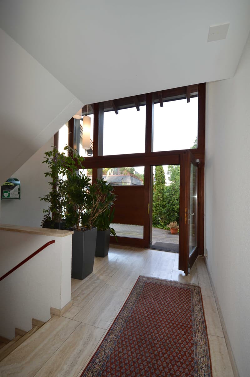 Wunderbare 3.5-Zimmer-Wohnung mit Garten (4)