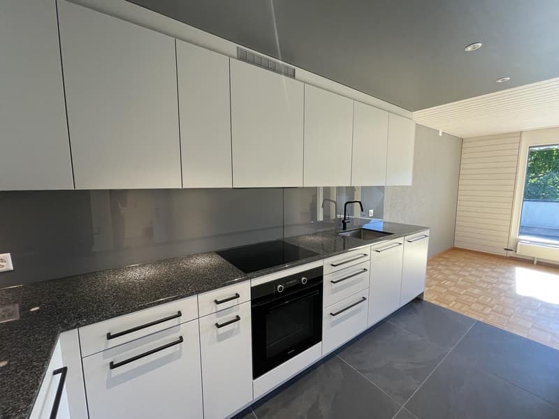 Zu vermieten: Sanierte 3½ Zimmer-Wohnung (2. OG ohne Lift) in Wichtrach! (3)