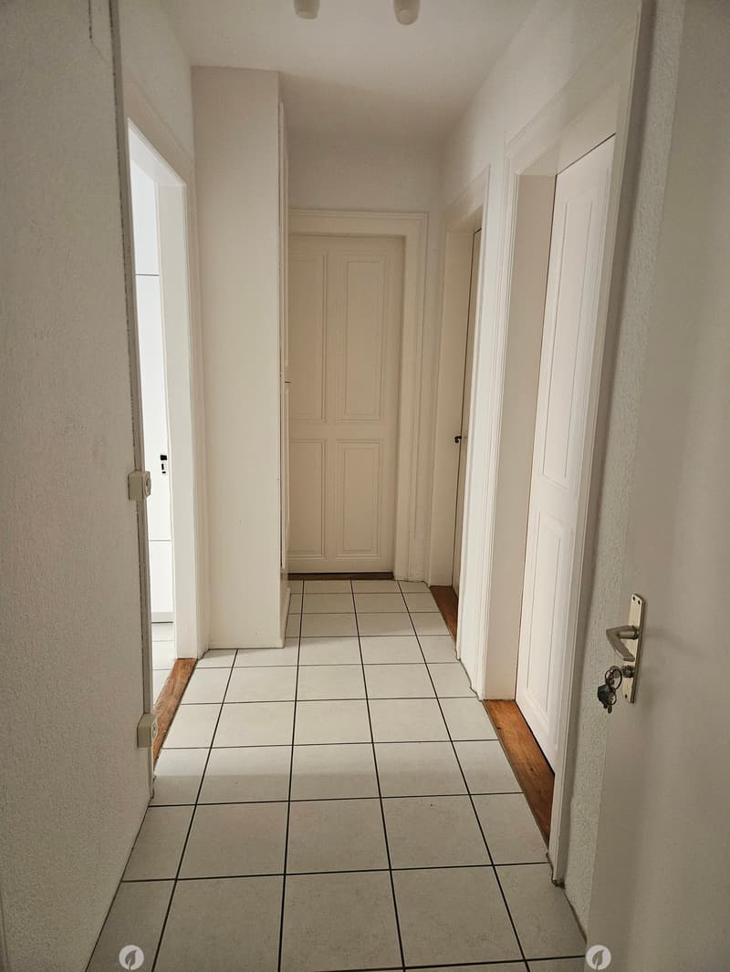 Charmante 3-Zimmer-Altbauwohnung mit Balkon in Biel/Bienne (7)