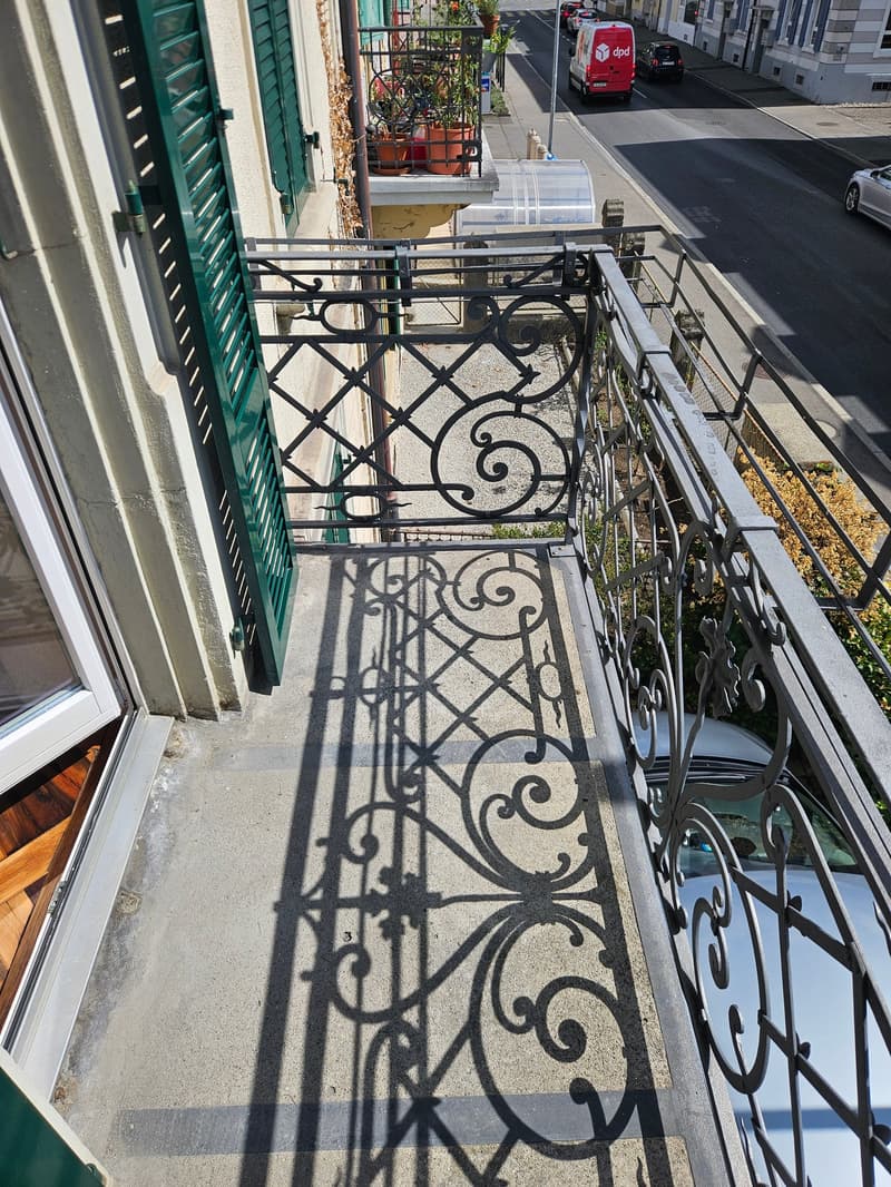 Charmante 3-Zimmer-Altbauwohnung mit Balkon in Biel/Bienne (8)