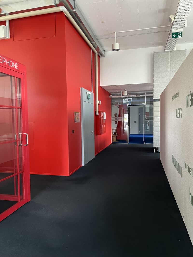 Administrative surface of approx. 420 m2 for rent in Bulle (10)