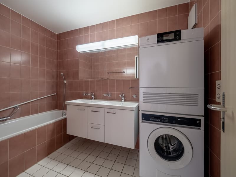 Wohnung mit 4.5 Zimmern im Zentrum von Freiburg! (8)