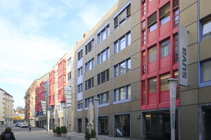 Wohnung mit 4.5 Zimmern im Zentrum von Freiburg! (1)