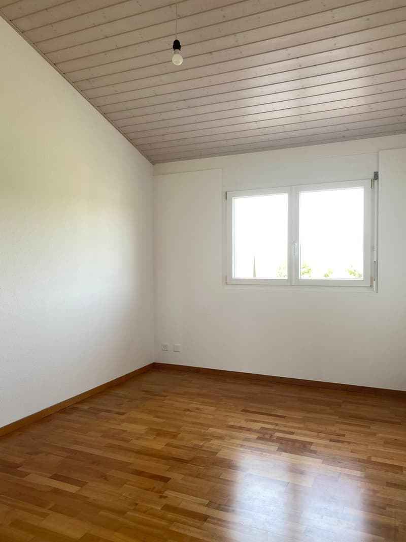 Einzelvilla mit 7,5 Zimmern und großen Außenflächen (6)