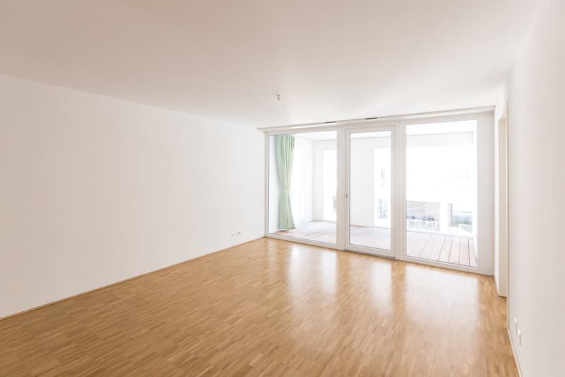 Wohnung mit 3,5 Zimmern im 1. Stock mit etwa 88,10m2 und Balkon (8)