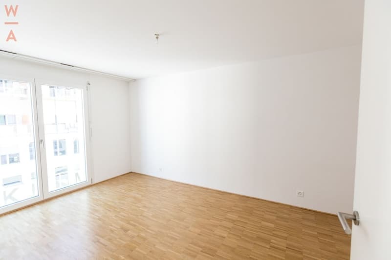 Wohnung mit 3,5 Zimmern im 1. Stock mit etwa 88,10m2 und Balkon (9)