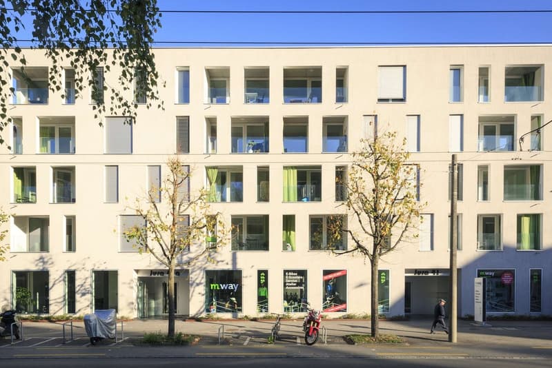 Wohnung mit 3,5 Zimmern im 1. Stock mit etwa 88,10m2 und Balkon (2)