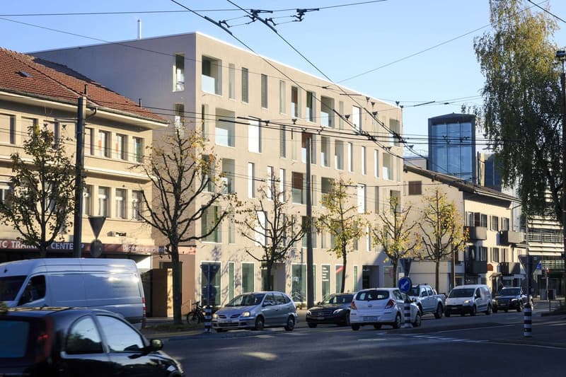 Wohnung mit 3,5 Zimmern im 1. Stock mit etwa 88,10m2 und Balkon (5)