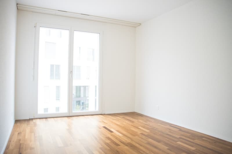 3.5-room apartment on the 5th floor with two loggias (6)