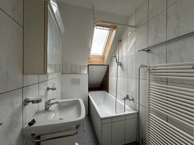 Opportunité à saisir : Duplex de 3,5 pièces partiellement rénové (5)