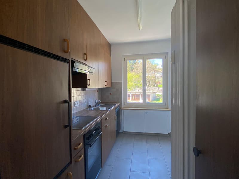 Bel appartement de 4 pièces au coeur de Tavannes (6)