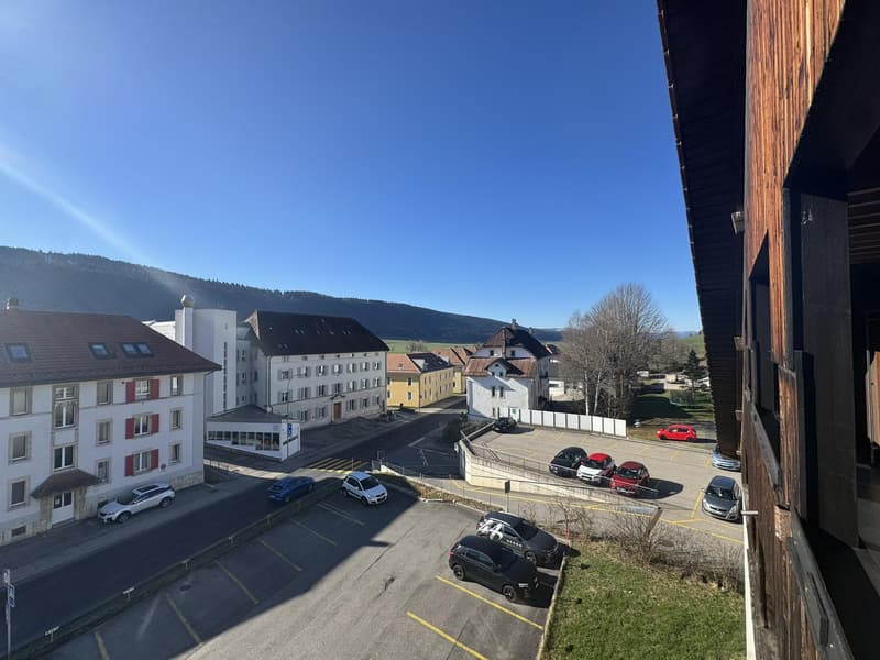 Large 4-room apartment with 115 m² and balcony ? La Sagne (9)