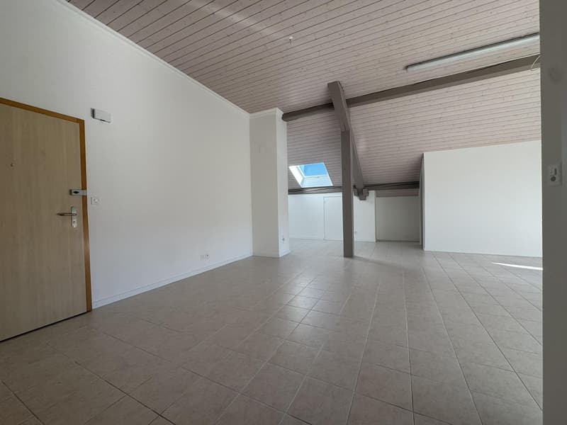 Large 4-room apartment with 115 m² and balcony ? La Sagne (4)