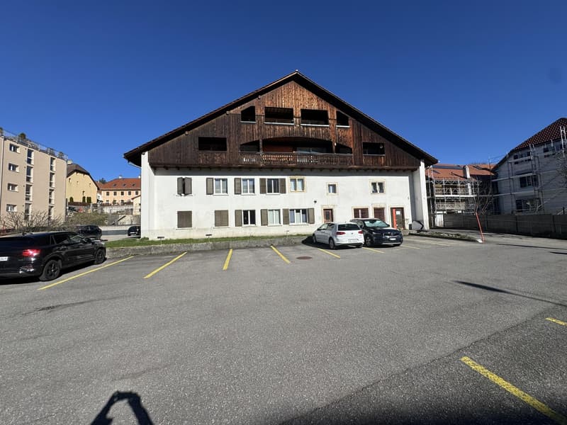 Large 4-room apartment with 115 m² and balcony ? La Sagne (10)
