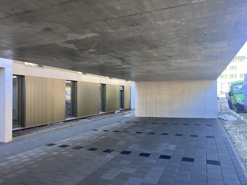 Appartement à louer de 4.5 pièces dans un immeuble construit récemment (10)