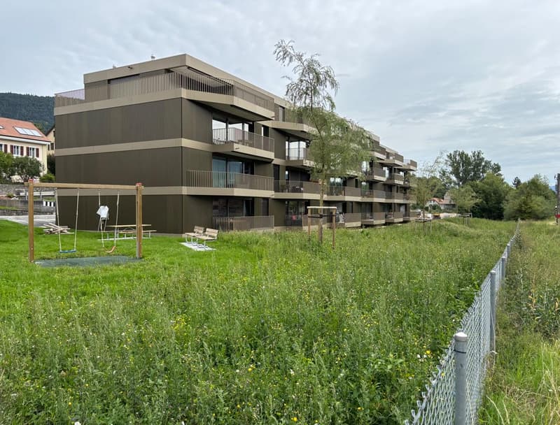 Appartement à louer de 4.5 pièces dans un immeuble construit récemment (11)