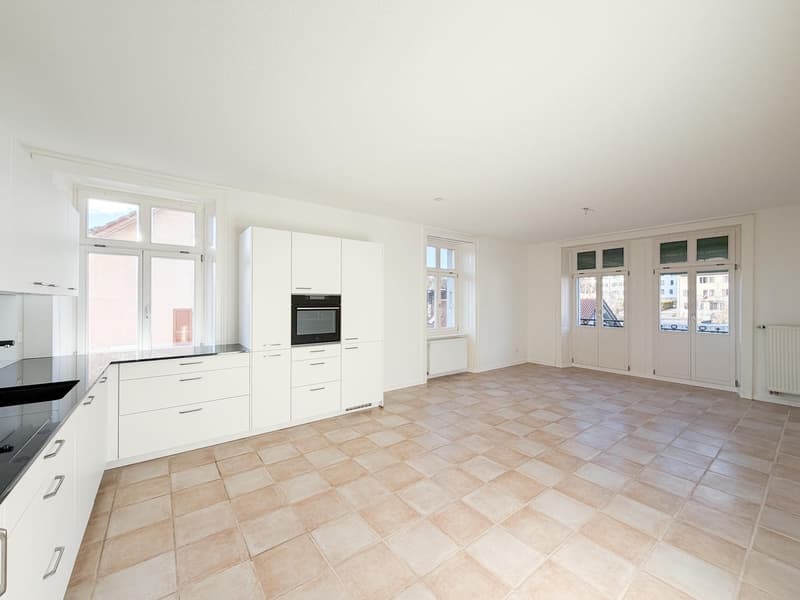 Charming 4.5-room apartment renovated with garage (6)