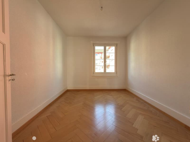 Wohnung mit 3.5 Zimmern in einem ruhigen Viertel (3)