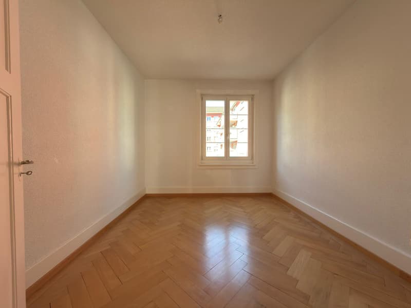 Apartment with 3.5 rooms in a quiet neighborhood (3)