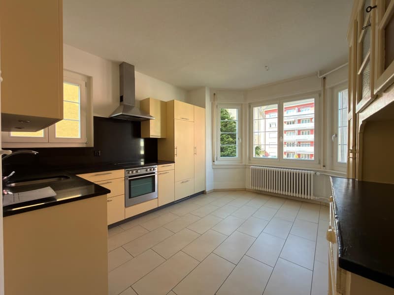 Apartment with 3.5 rooms in a quiet neighborhood (6)