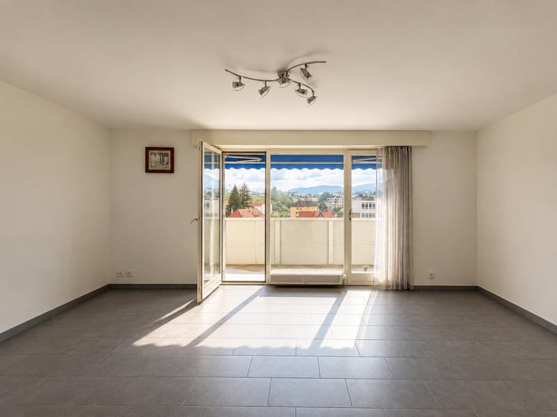 Charming 4-room apartment with 2 balconies (2)