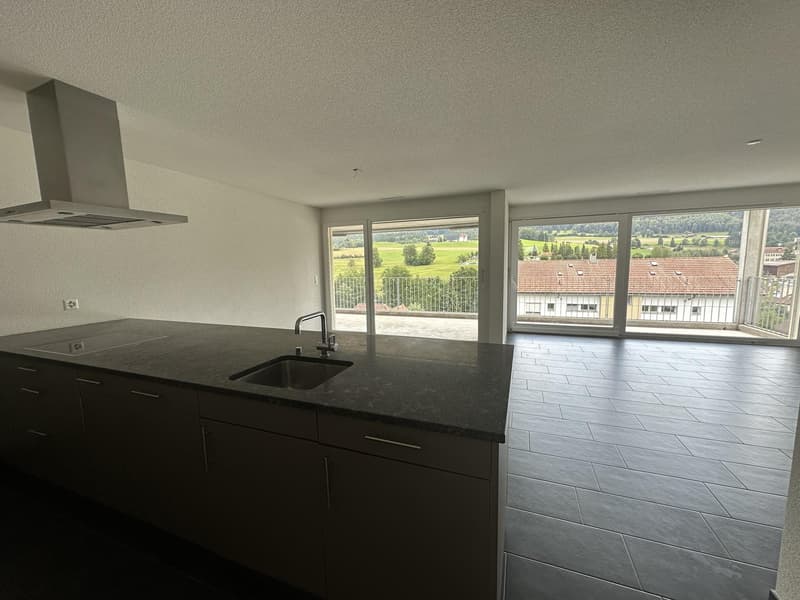 Schönes Apartment in Tavannes mit 5.5 Zimmern im Erdgeschoss (5)